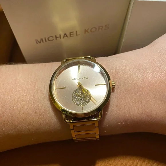 Michael Kors Women's Portia Stainless Steel Bracelet Watch 36mm. *NEVER WORN* - Picture 8 of 11